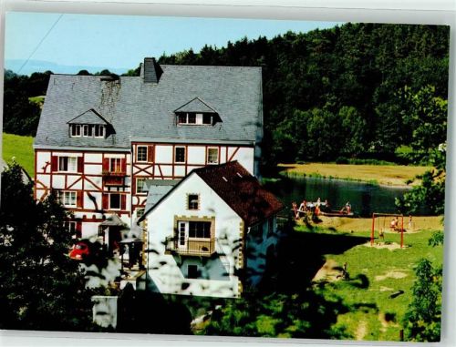 Oberzeuzheim Jugenfreizeitstätte Hirsenmühle Auto See Spielplatz Schaukel Ruderboot