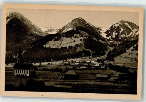 Schattwald mit Pfarrkirche Hl. Wolfgang