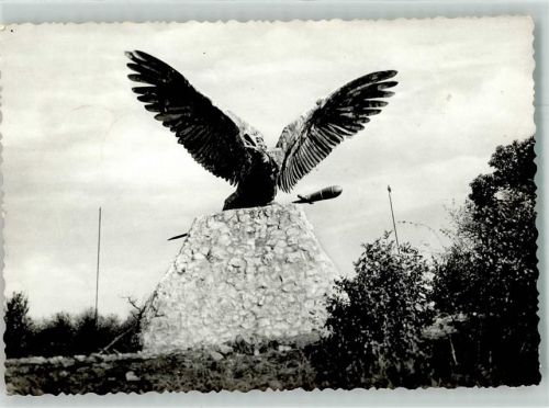 Tata 1962 Denkmal Turul Tatabánya