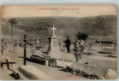 Medenine 1918 Denkmal Militärfriedhof Foum-Tatahouine Feldpost 4. Regiment de Sphahis 1. Escadron