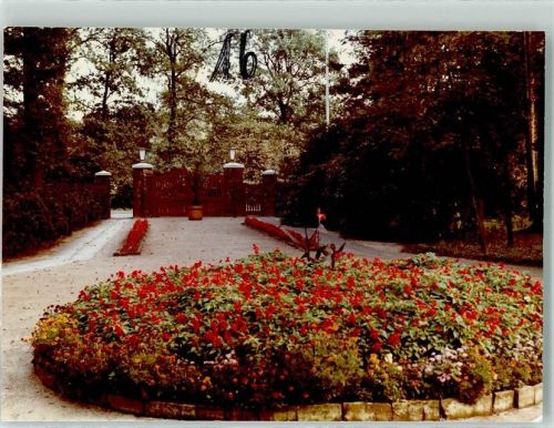 21493 W2053 Schwarzenbek FOTO KEINE AK Eingang zum Kurheim Kollow Blumen Ort handschriftlich Foto Original aus Archiv eines Ansichtskartenverlags