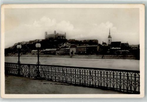 Bratislava Pozsony 1944 Foto AK Burg