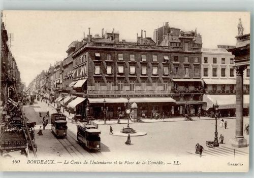 Bordeaux Straßenbahn Place de la Comedie Hotel