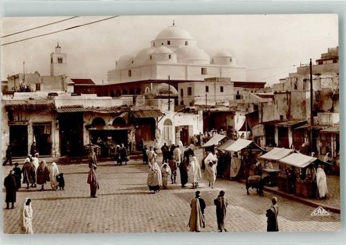 Tunis Tracht Marktszene Place Bab Souika