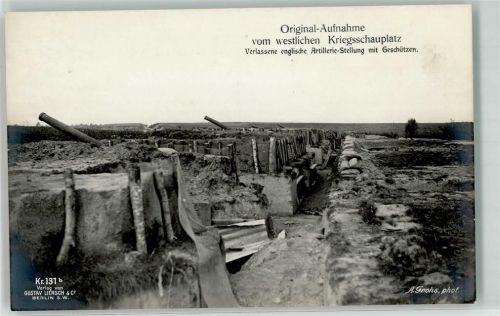 1914 Foto A. Grohs Verlassene englische Artillerie-Stellung mit Geschützen