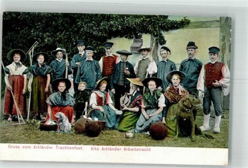 Alte Artländer Arbeitstracht Hund Trachtenfest