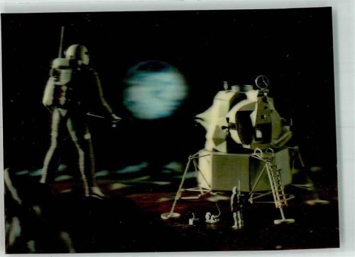 Ein Astronaut neben dem Lunar Module