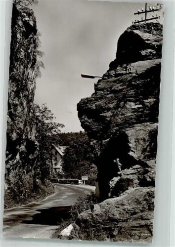 Gütenbach Straßendruchbruch