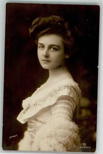 Fotokünstler Gerlach Serie 690-6 Frauenschönheit GL & Co Foto AK