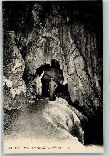Lestelle-Betharram Nr. 33 Nr. 28 Grottes de Tharram