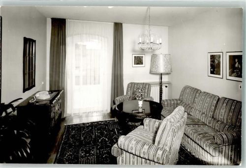 Burghausen Hotel Glödelhofer Salon Foto Original aus Archiv eines Ansichtskartenverlags Ort handschriftlich
