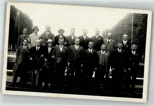 Schwetzingen Gruppenfoto Schlossgarten Ort lt. Fotograf Leibinger