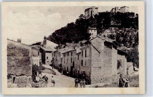 Meyrargues Entree du Village