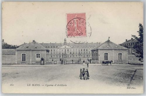 Le Mans Kaserne , Kinder im Reigen