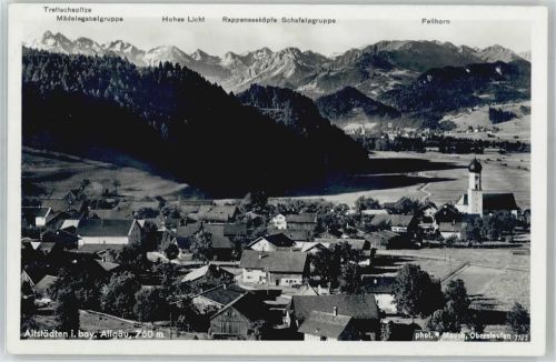 Altstädten Totalaufnahme mit Hochgebirgskette
