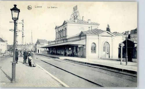 Neuille-le-Lierre Bahnhof