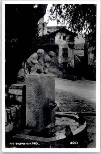 Hall Brunnen