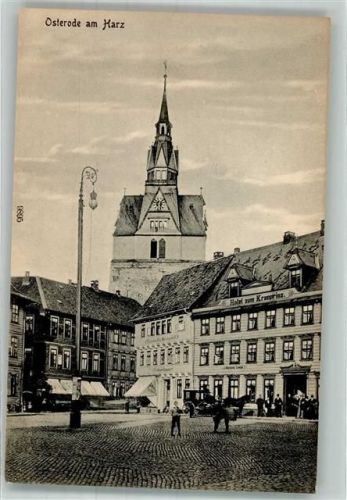Osterode Marktplatz mit der St. Aegidien Kirche und Hotel zum Kronprinzen Verlag Stengel & Co. 9895