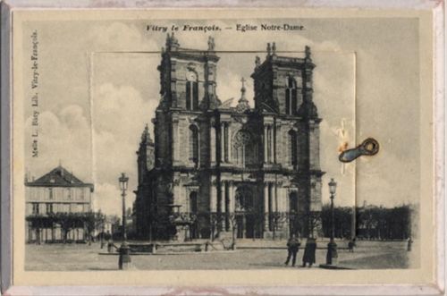 Vitry-le-Francois Vitry-le-Francois (Frankreich) Leporello auf Holz, Notre-Dame Kirche I-II