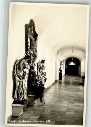 Dießen Kreuzigungsszene im Kloster St. Vinzenz