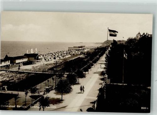 Bansin Dorf Strandpromenade