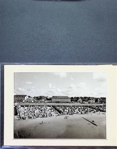 Duhnen Foto montiert auf Karton Strandleben Passepartout Fotograf Otto Schulze