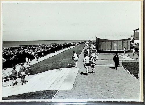 Duhnen Foto montiert auf Karton Neue Deichpromenade mit Musikpavillon Fotograf Otto Schulze
