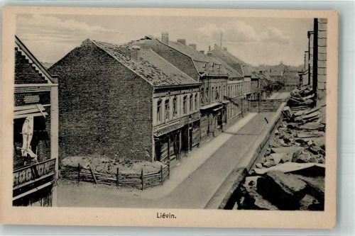 Lievin Straßenbahn zerstörte Gebäude