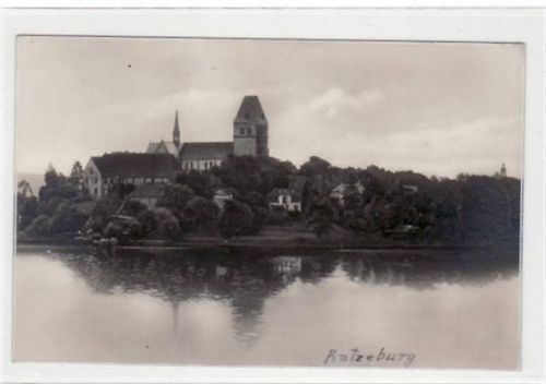 Ratzeburg Ratzeburg mit Blick auf den Dom gelaufen, 1939. Gute Erhaltung.
