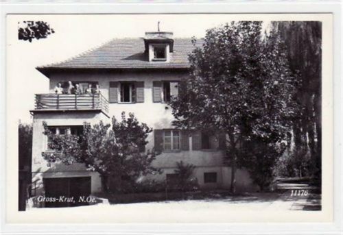Fotokarte von Gross - Krut. ein einzelnes Haus gelaufen. Marke entfernt sonst gute Erhaltung.