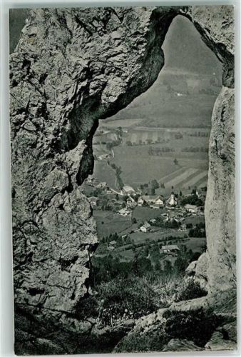 Fischbachau Blick durchs Breitensteinfenster