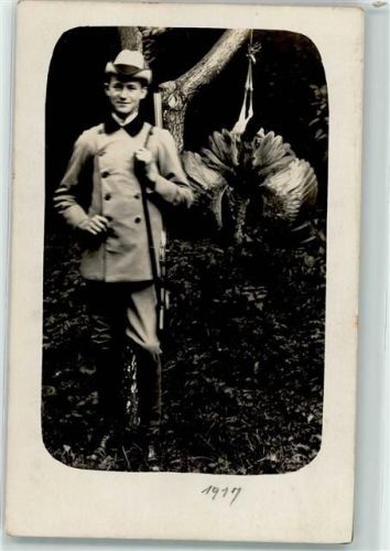 1917 Jäger mit erlegtem Federwild/Fischreiher in Bergen an der Elster auf AK