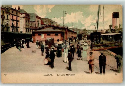 Dieppe 1912 La Gare Maritime Schiff Hafen Fass Mann Frau Schirm