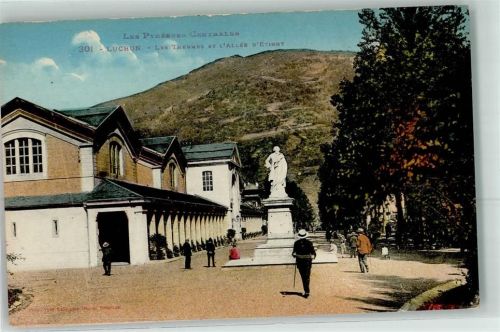 Bagneres-de-Luchon les Thermes et l`Allee d`Etigny