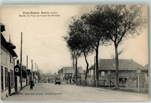 Pont-Sainte-Marie Entree du Pays en venant de Brienne LKW
