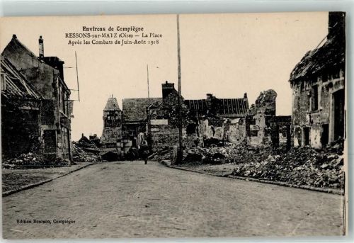 Ressons-sur-Matz 1918 la Place