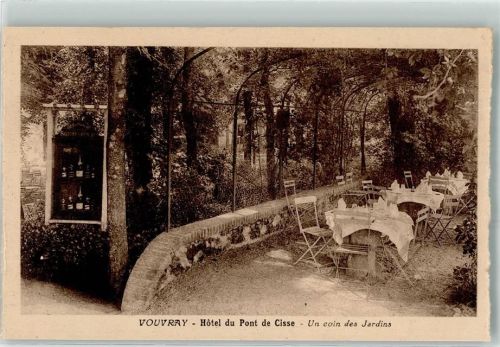 Vouvray Hotel du Pont de Cisse un coin des Jardins