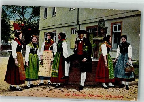 Ehemalige Odenwälder Volkstrachten