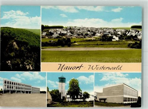 Nauort Pfarrkirche Schule Sporthalle