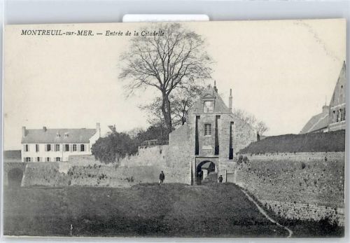 Montreuil Entree de la Citadelle