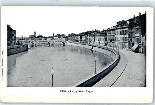 Pisa Lung Arno Regio AKU1