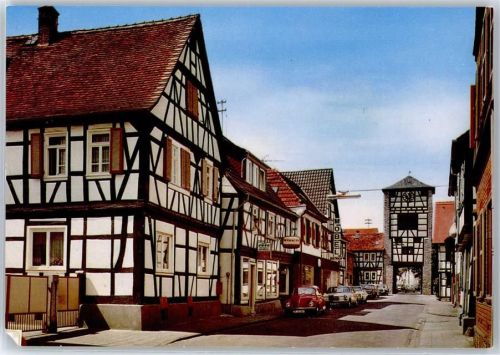 Dreieichenhain Fahrgasse mit Obertor VW Käfer