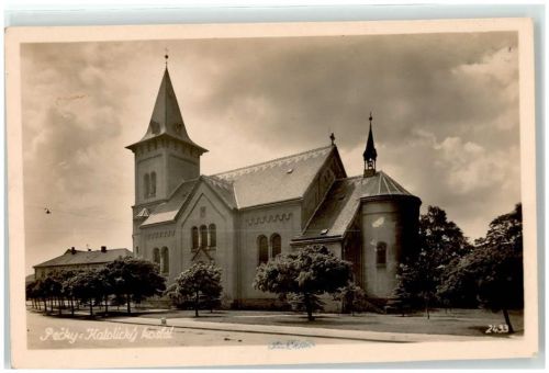 Pecky Kath. Kirche