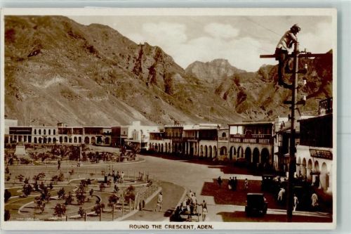 Aden Round the Crescent Strommast Auto