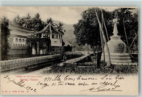 Kandy Temple of the Holy Tooth
