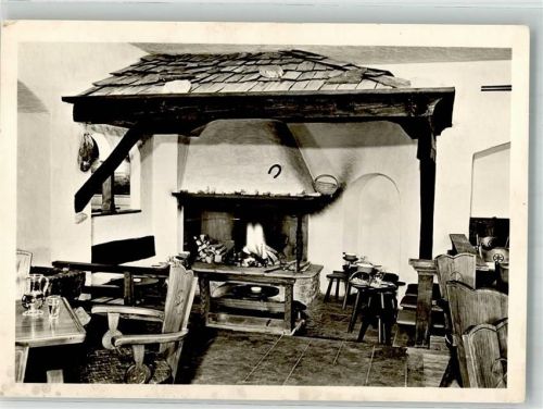 Schwabing Gasthaus Walliser Stuben im Schweizer Haus Leopoldstraße 33 Gaststube mit Kamin