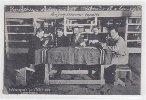 Bad Langensalza. Kriegsgefangene beim Kartenspielen im Kriegsgefangenenlager. Postalisch nicht befördert. Ohne Anschriftenvordruck. Leicht stockfleckig, sonst gut erhalten.