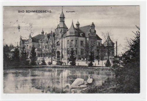Bad Schmiedeberg Bad Schmiedeberg mit Kurhaus gelaufen, Marke entfernt. Leichte Stempelspuren, kleiner Knick unten links, sonst gut erhalten.