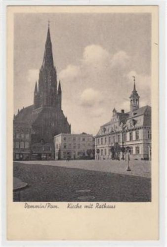 Demmin Kirche mit Rathaus. Karte beschrieben. Gute Erhaltung.