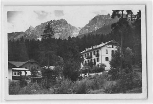 Dölsach Hotelpension Bad Jungbrunnen der Mittella A. G gelaufen kleiner Knick unten rechts, kleine schwarze Flecken Rückseite, sonst gut erhalten